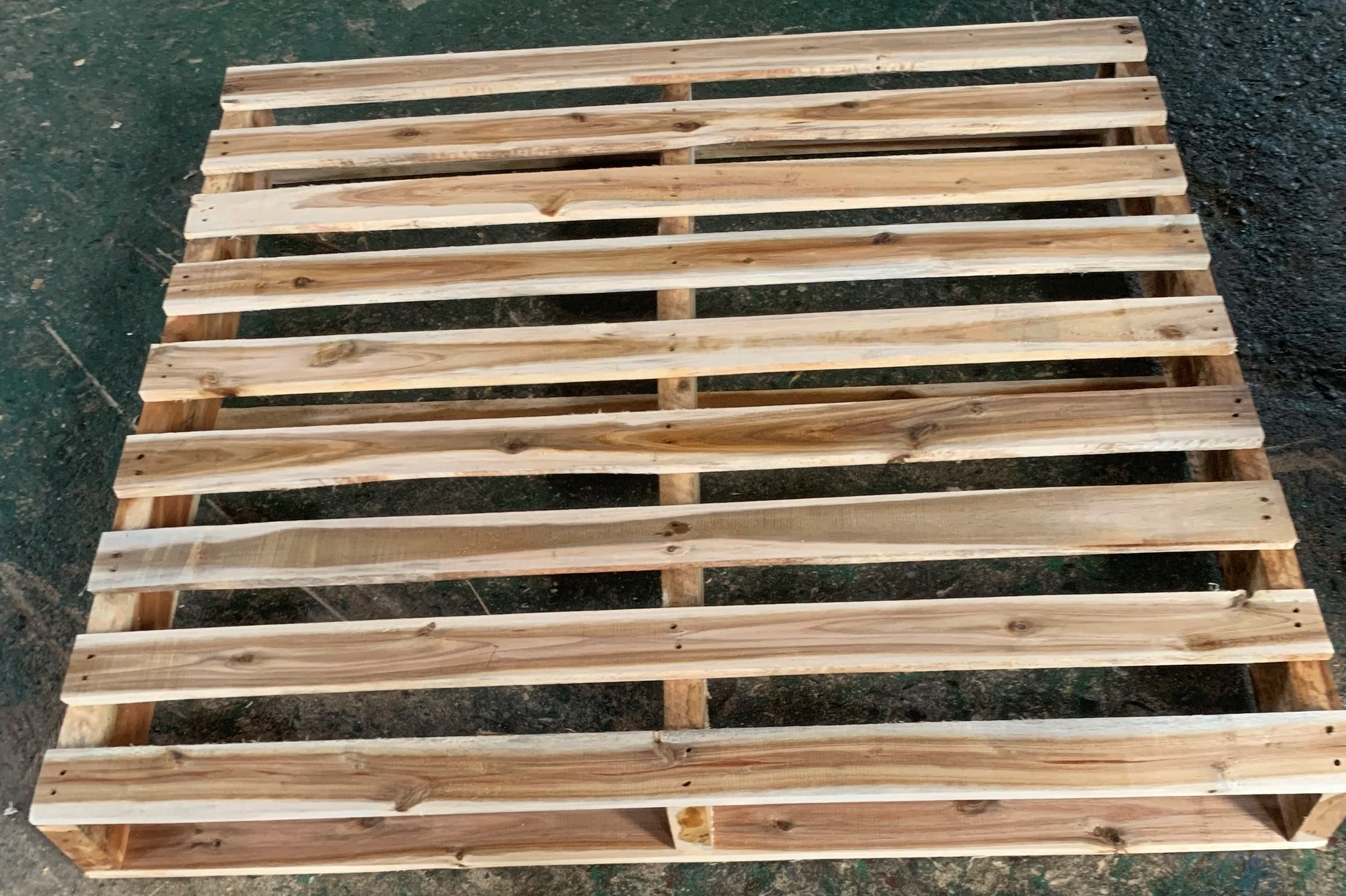 Đóng Pallet Gỗ 1100x1100 Dùng 1 Lần Giá Rẻ - Giao Hàng Nhanh Tại KCN Nhơn Trạch
